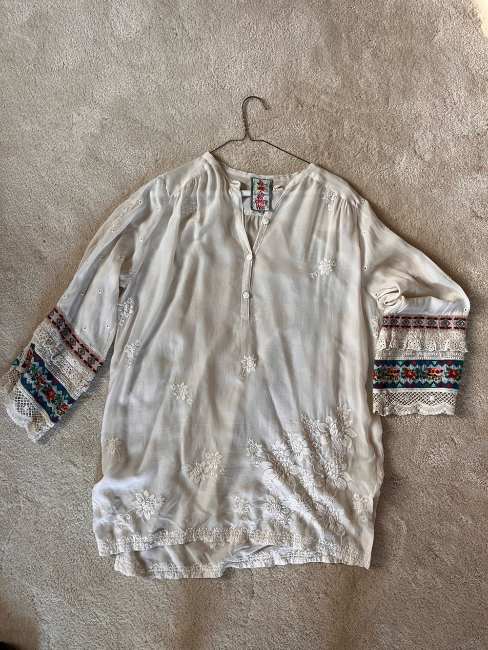 Johnny Was Cream Embroidered Peasant Tunic with Colorful Sleeve Trim